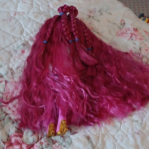 Lol Doll  - Picture 3 of 3